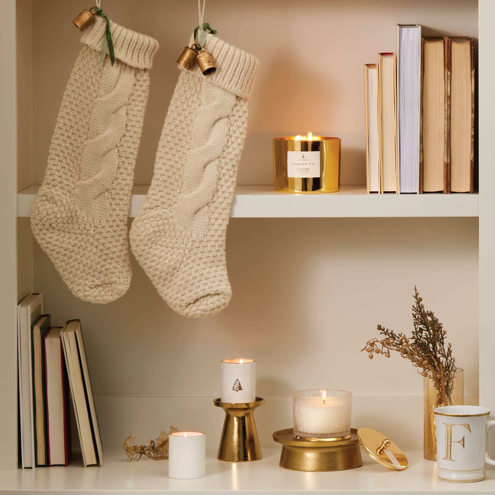 Frasier Fir® Gilded Frosted Wood Grain Candle - Image 5